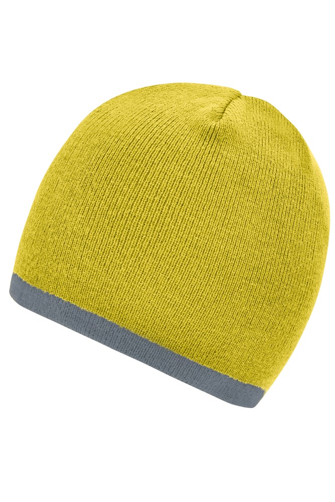 Beanie with Contrasting Border